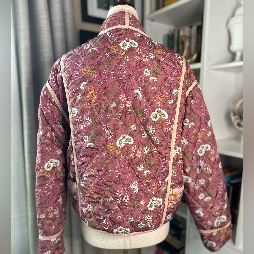 Floral Quilted Women's Jacket - Pink and Cream - Picture 6 of 11